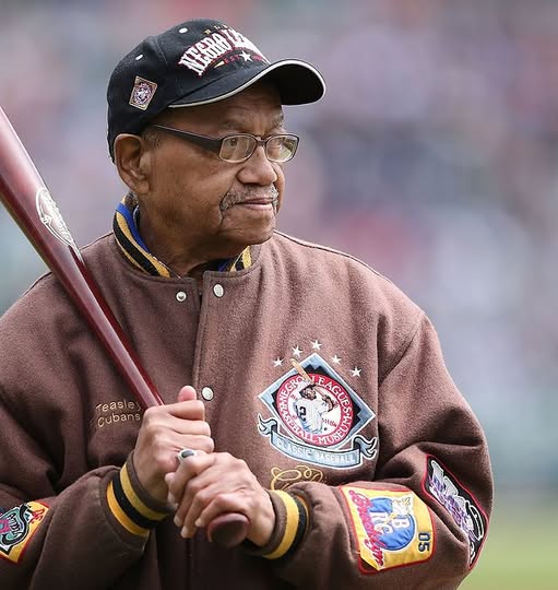 You are currently viewing Ronald Teasley, American Former professional Baseball Outfielder And Northwestern High School Coach Dies At 99